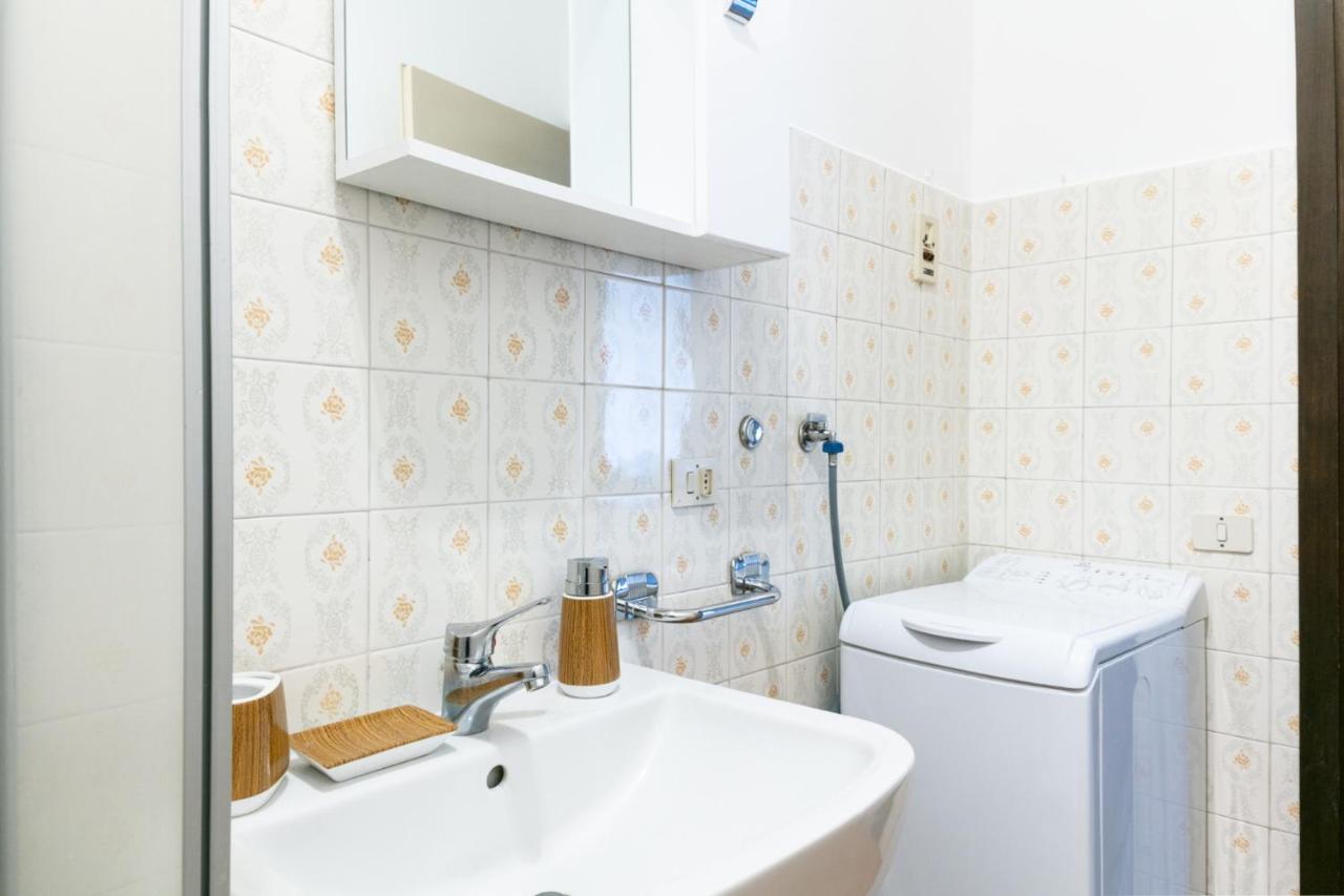 Dehomes - Luxury Grand Suite Milan Luaran gambar